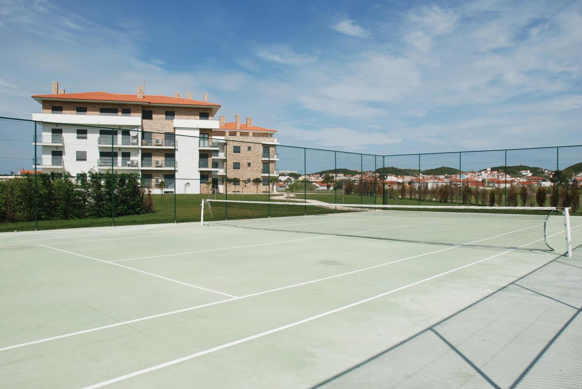 Pebble - 1 Bedroom Apartment Sleeps 5 With Pool & Tennis Court São Martinho do Porto Extérieur photo