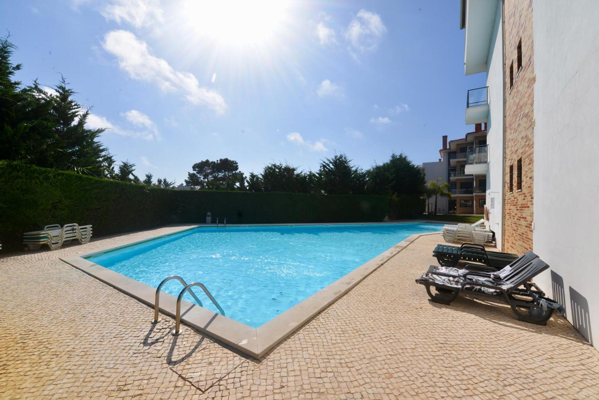 Pebble - 1 Bedroom Apartment Sleeps 5 With Pool & Tennis Court São Martinho do Porto Extérieur photo